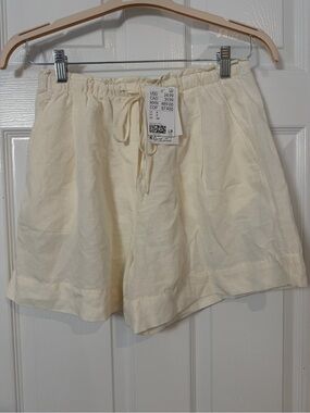 H&M Off-White Drawstring Linen-Blend Shorts